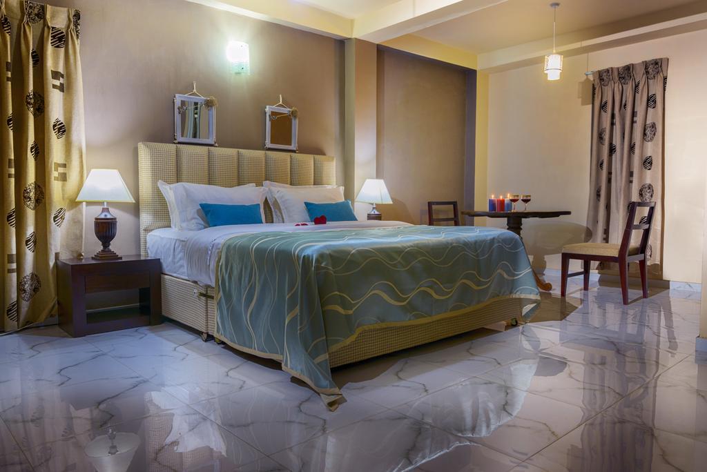 Lemon Court Villa