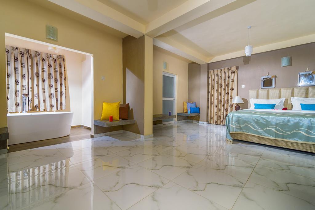 Lemon Court *